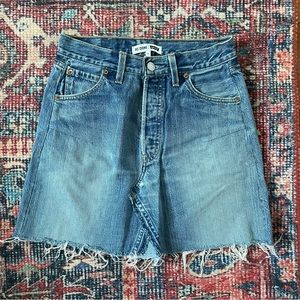 REDONE LEVI JEAN SKIRT SIZE 25